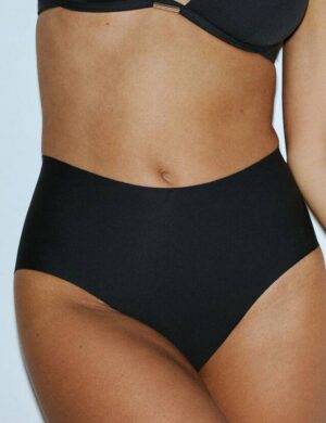 Merlene, Tailleslip, Moonrock