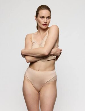 Softstudio, Control naadloze shapewear string met kant, Caffé latte