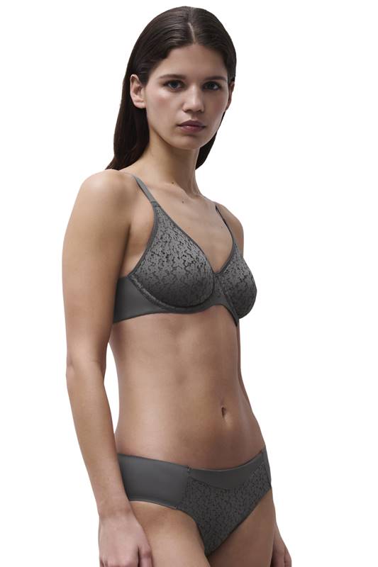 C13F10-09W_B75_NORAH_C13FA0-09W_36_NORAH_ECOM_LOOK_WEB_WH_SI