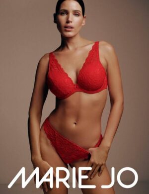 Cyrile, Moussebh met ½ vaste padding, diep decolleté, True red